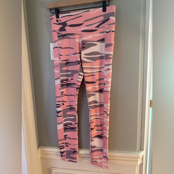 NWT Syoss Pink and Gray Full-Length Leggings with Vibrant Pattern - Picture 1 of 6